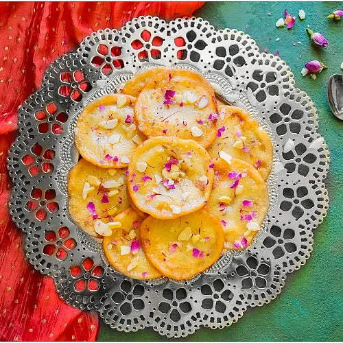 Indian Sweet: Rabri Malpua